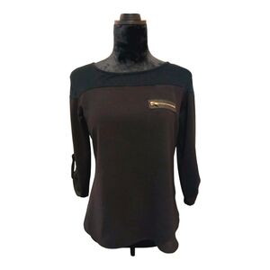 A'gaci Black Blouse with 3/4 Sleeves and Crew Neck